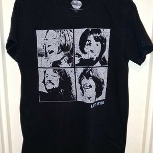 The Beatles Band T Shirt Apple Corps 2018 Size: Medium - FAST SHIPPING